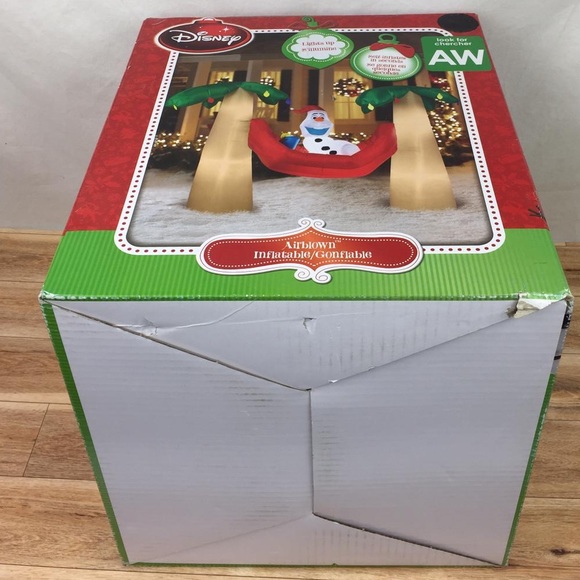 Olaf in Hammock Disney Christmas Inflatable decor - Picture 6 of 8